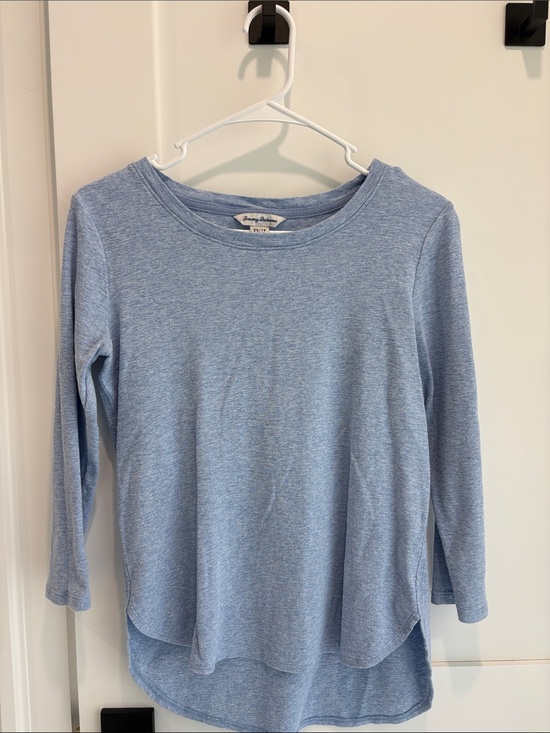 Tommy Bahama Tops - Tommy Bahama light blue long sleeve scoop neck top